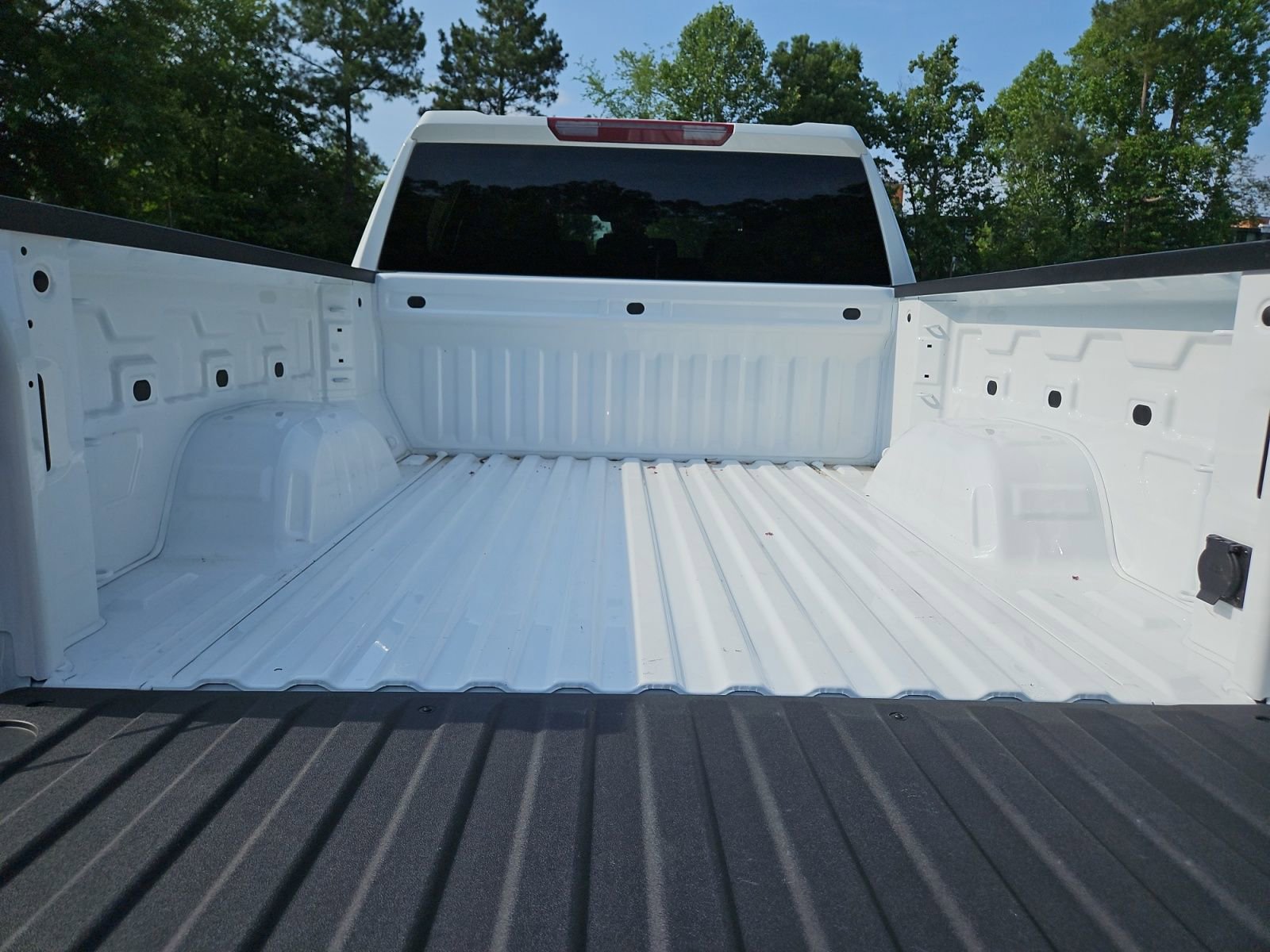 Used 2025 Chevrolet Silverado 1500 LT image 19