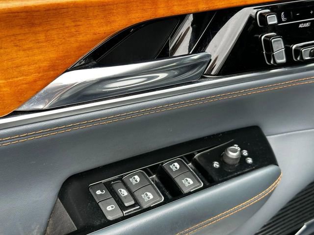 Used 2022 Jeep Grand Wagoneer Series II w/ Convenience Group III image 13