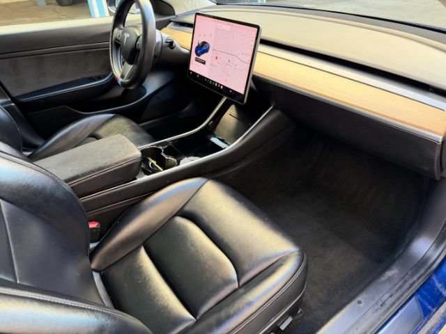 Used 2020 Tesla Model 3 Standard Range Plus RWD image 15