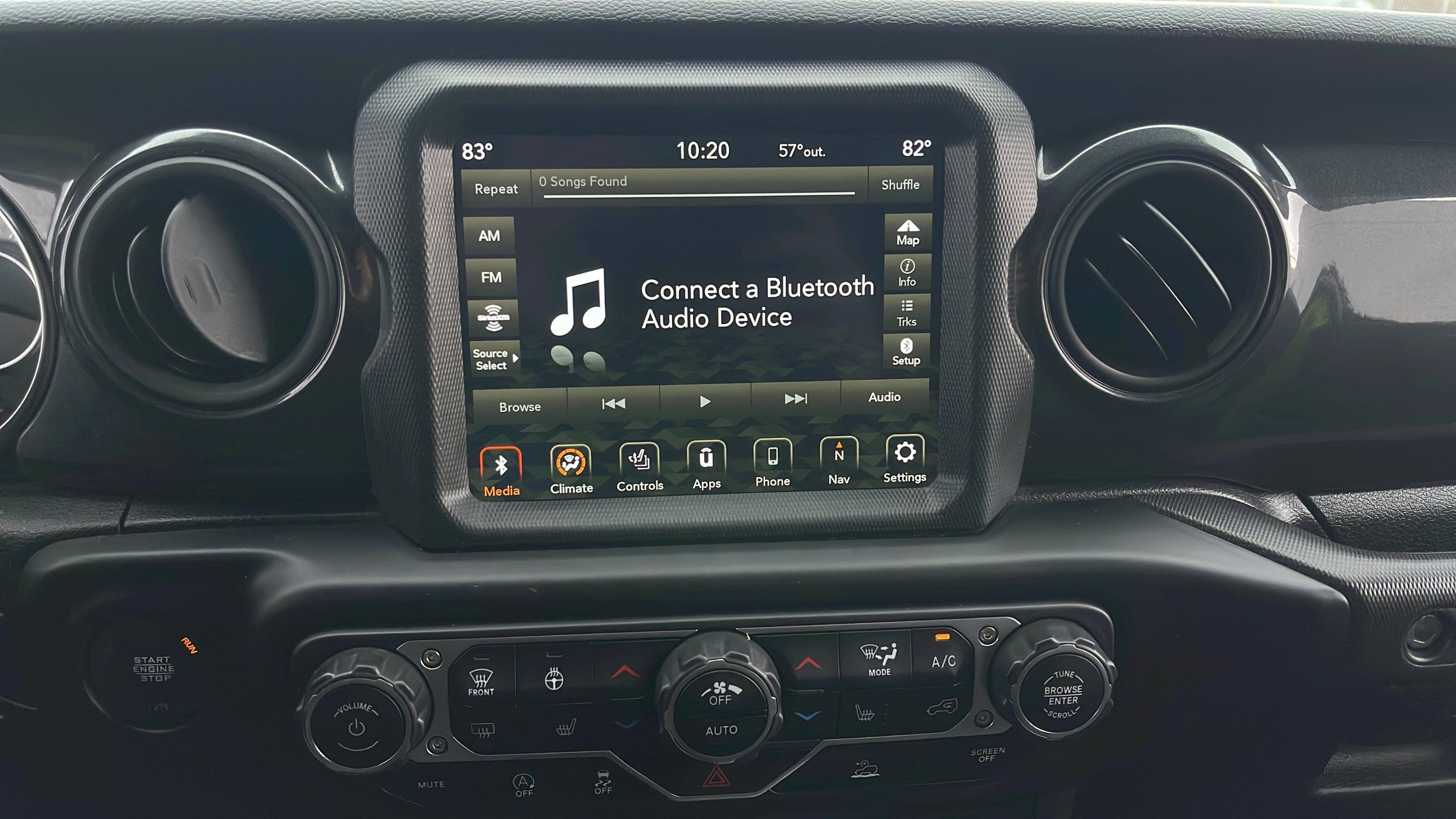 Used 2021 Jeep Gladiator Sport image 16