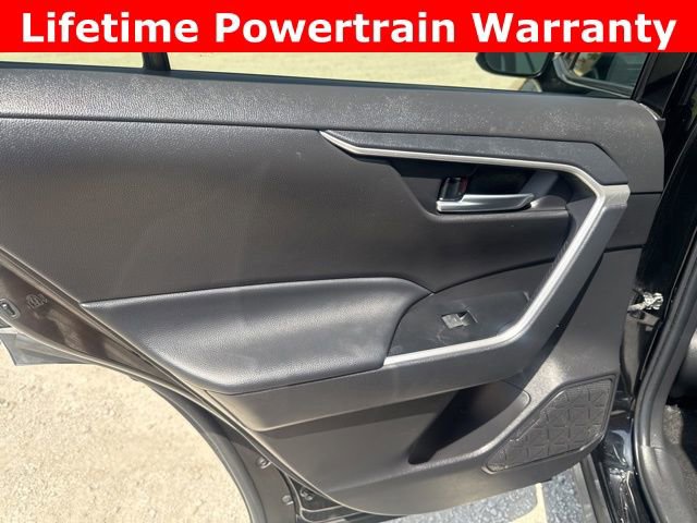 Used 2024 Toyota RAV4 XLE FWD image 22