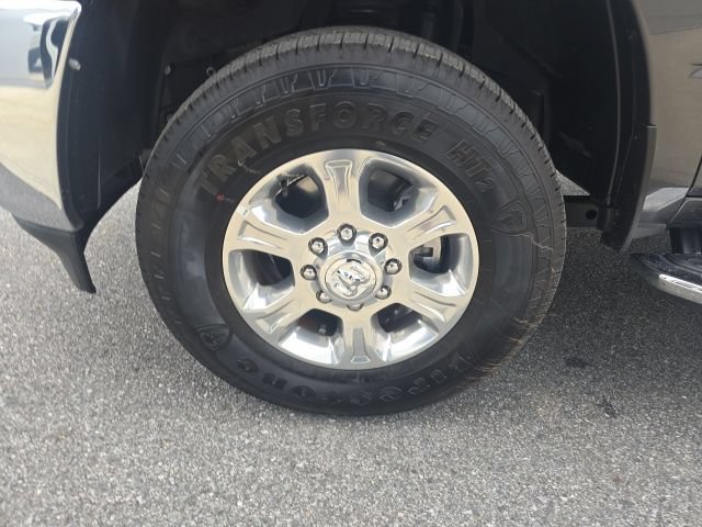 Certified 2025 RAM 2500 Big Horn AWD/4WD image 8