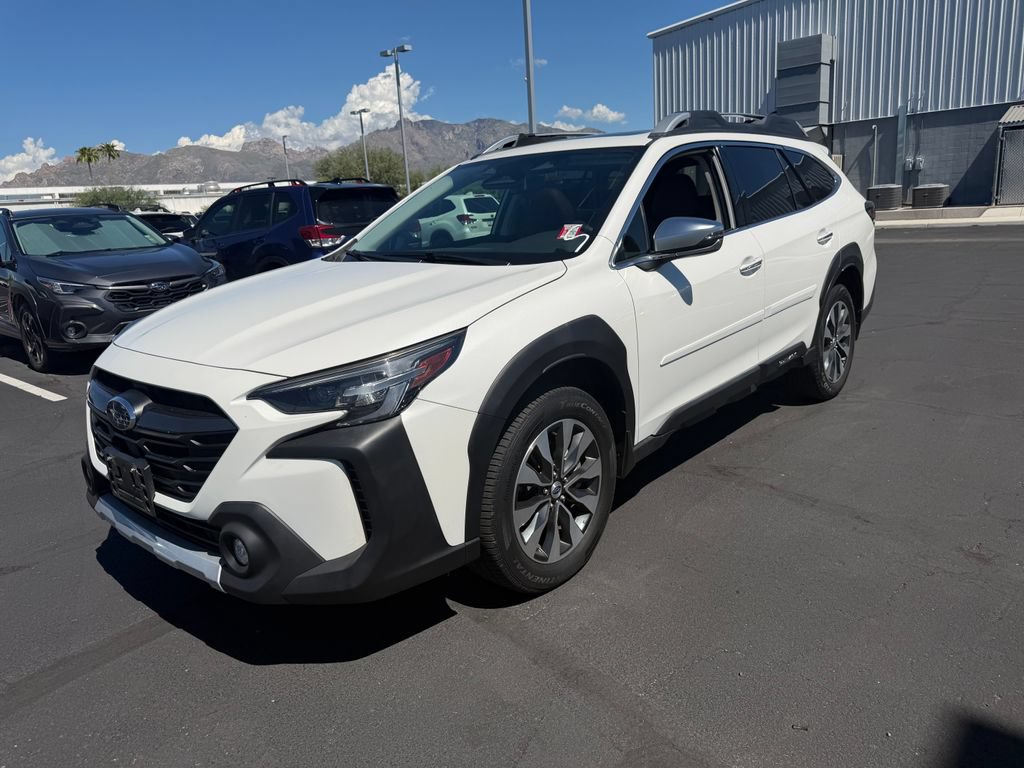 Used 2023 Subaru Outback Touring XT AWD/4WD image 3