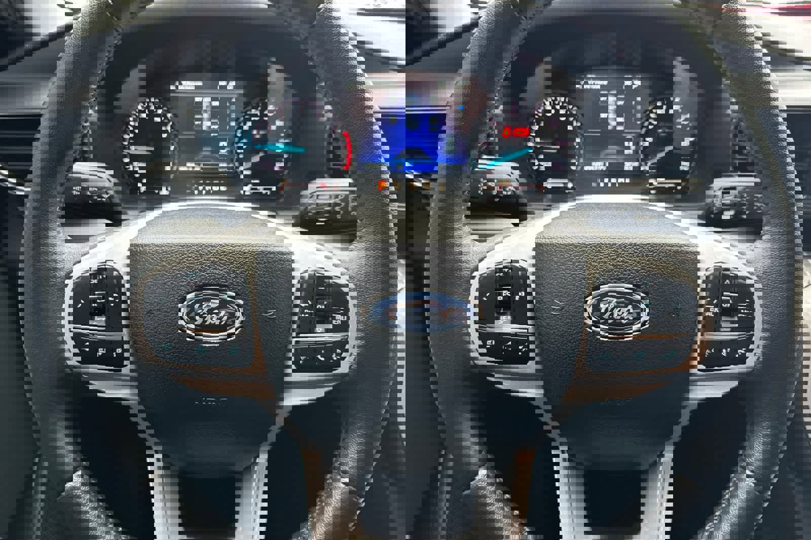 Used 2023 Ford Explorer XLT w/ Equipment Group 202A image 26