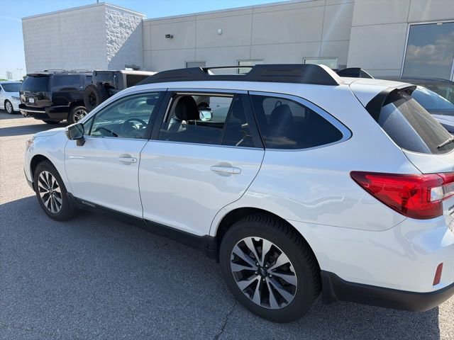 Used 2016 Subaru Outback 2.5i Limited AWD/4WD image 5
