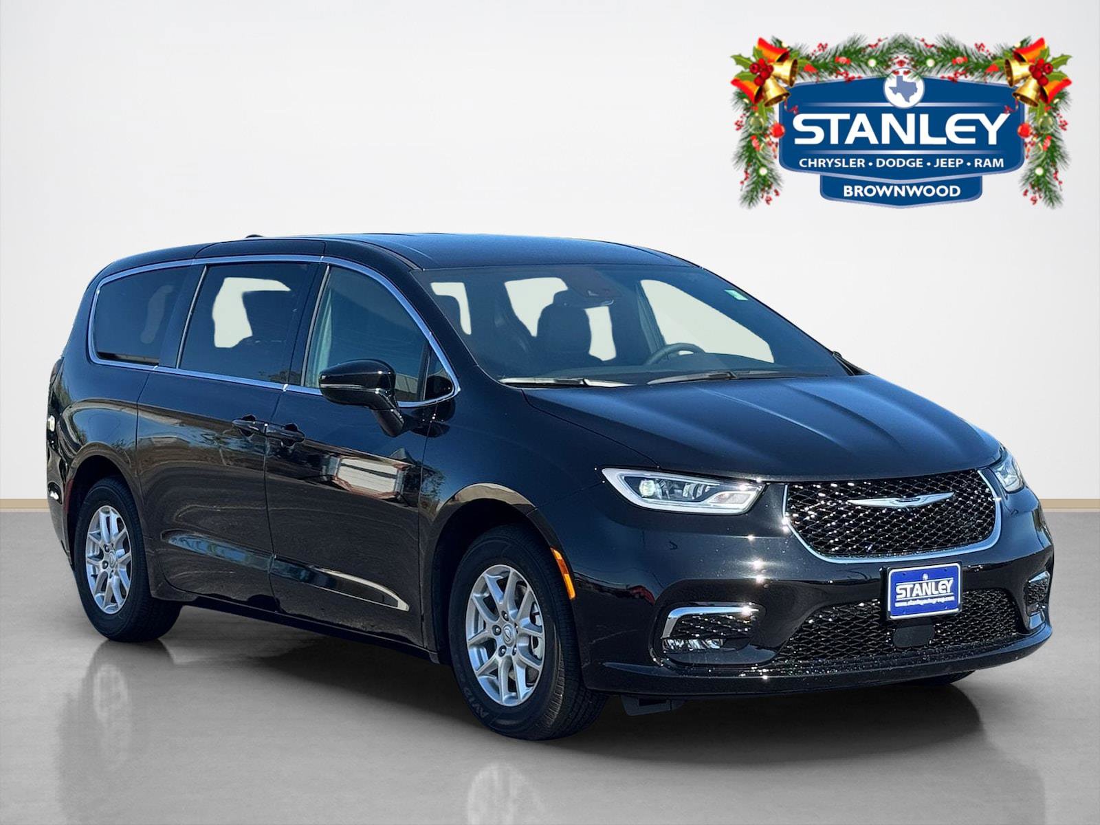 New 2026 Chrysler Pacifica Select