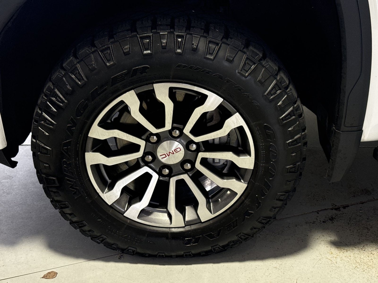 Used 2021 GMC Sierra 1500 AT4 AWD/4WD image 13