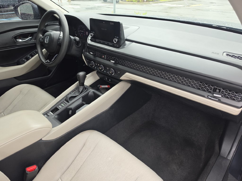 Used 2025 Honda Accord SE image 22
