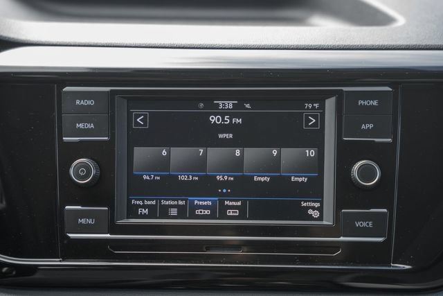 Used 2024 Volkswagen Taos S FWD image 20