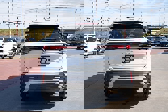 New 2026 Volkswagen Tiguan S image 5