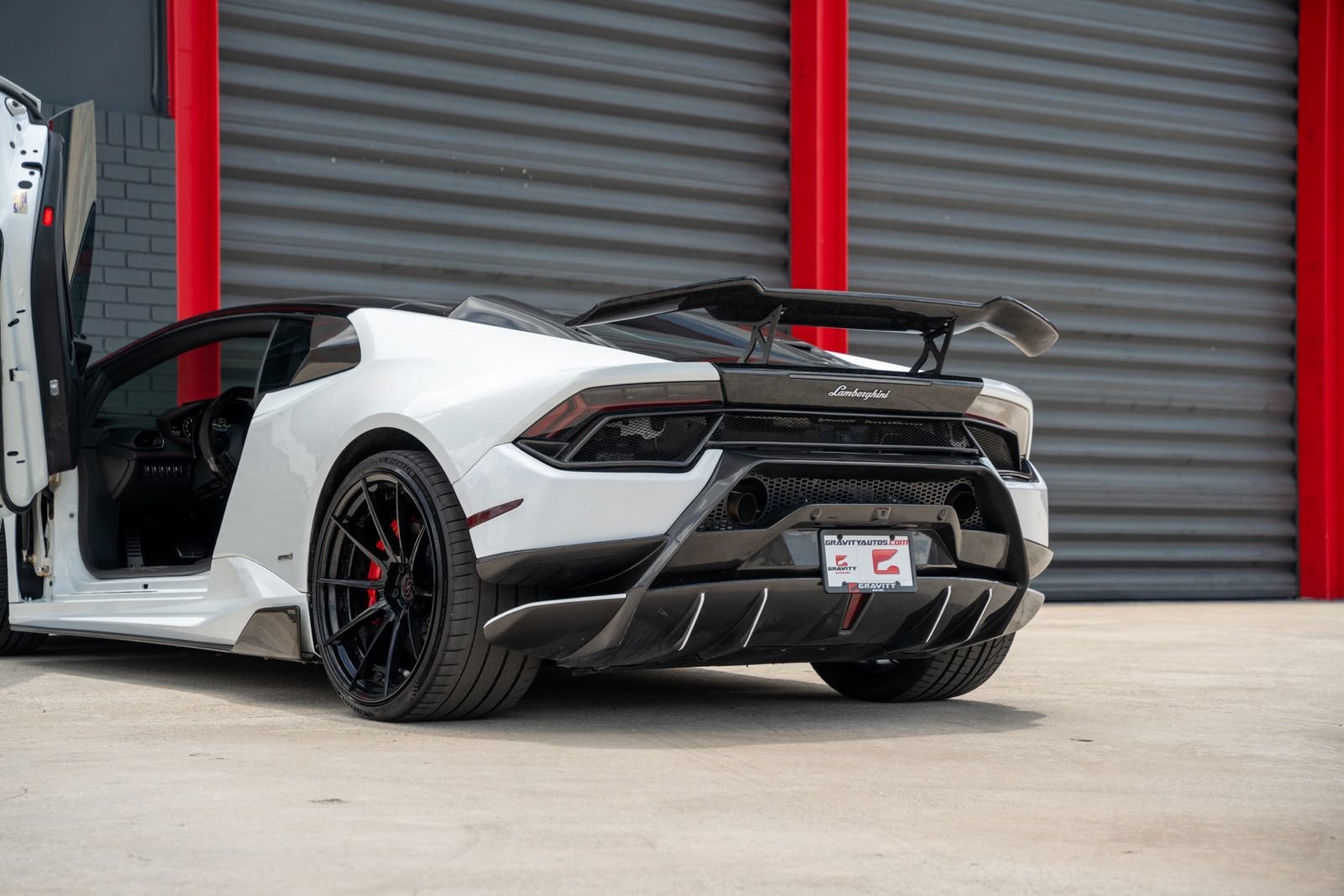Used 2015 Lamborghini Huracan LP 610-4 AWD/4WD video 2