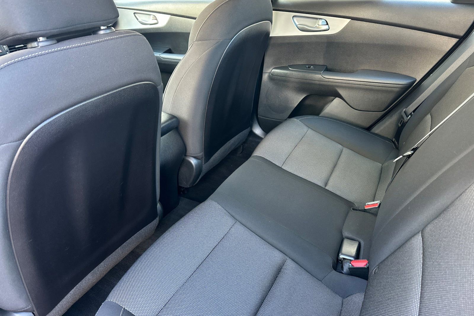 Used 2023 Kia Forte LXS image 12