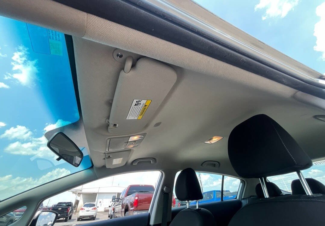 Used 2014 Kia Forte EX image 9