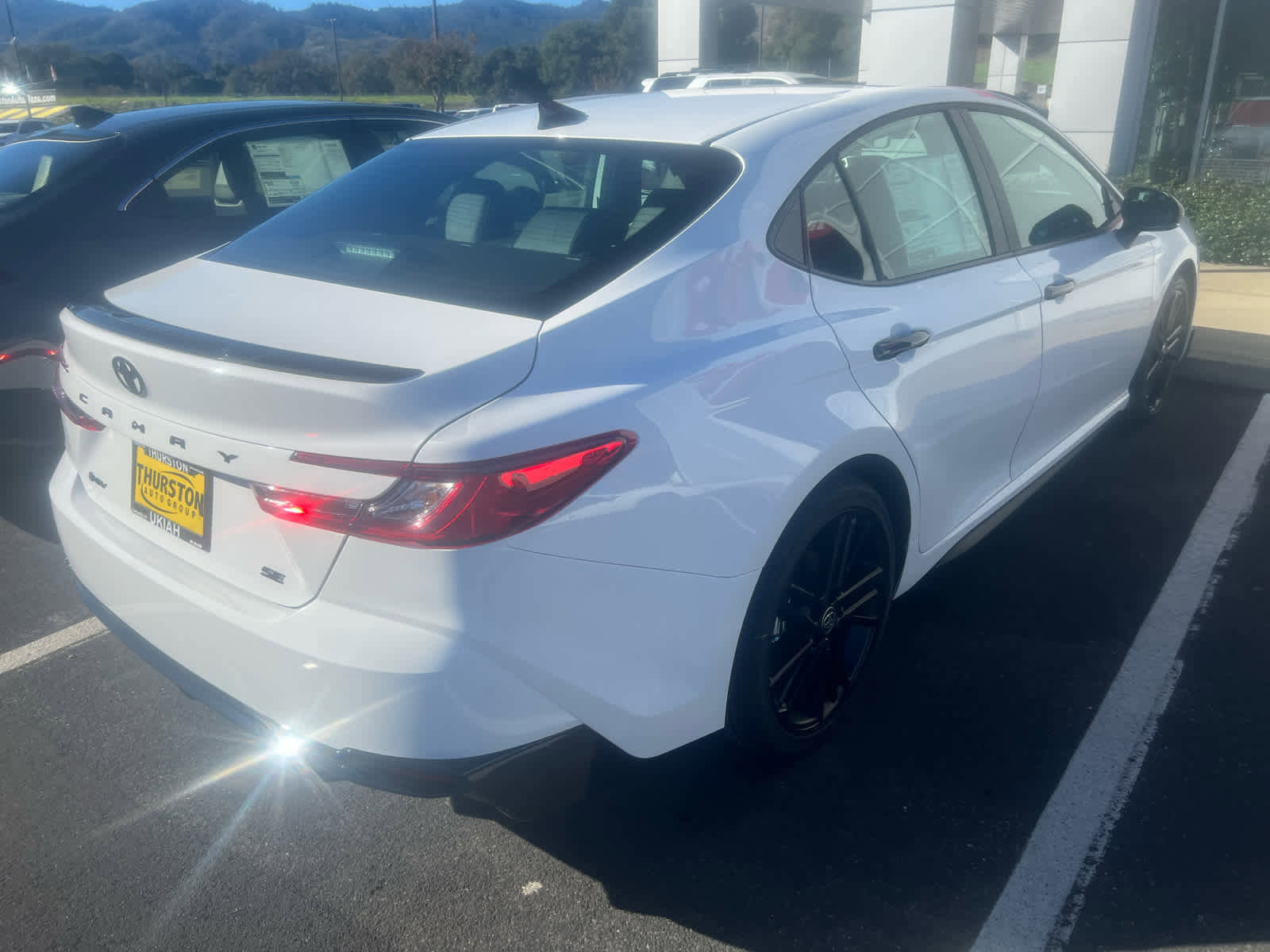 New 2026 Toyota Camry Hybrid FWD image 6