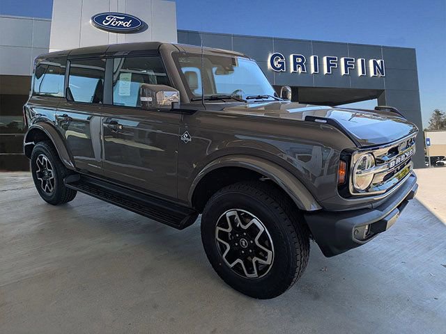 New 2025 Ford Bronco Outer Banks