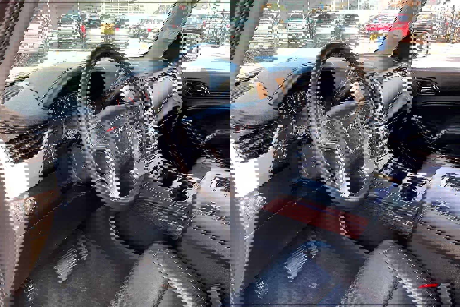 Used 2015 GMC Yukon SLT w/ Open Road Package image 17