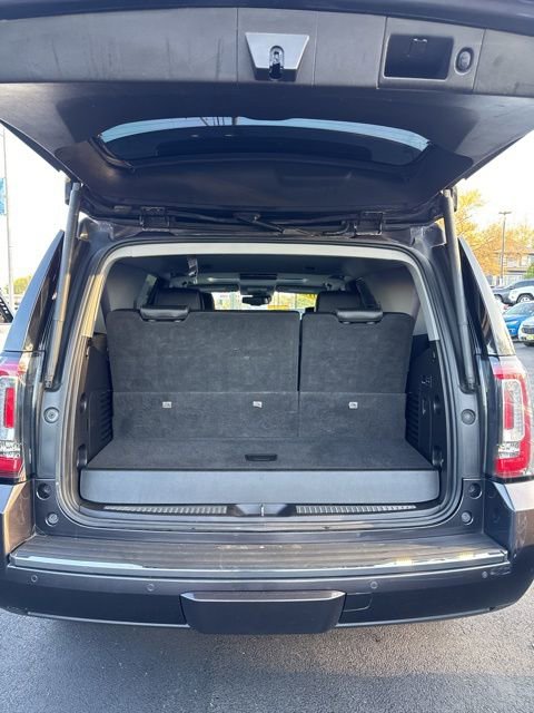 Used 2016 GMC Yukon Denali w/ Open Road Package AWD/4WD image 10