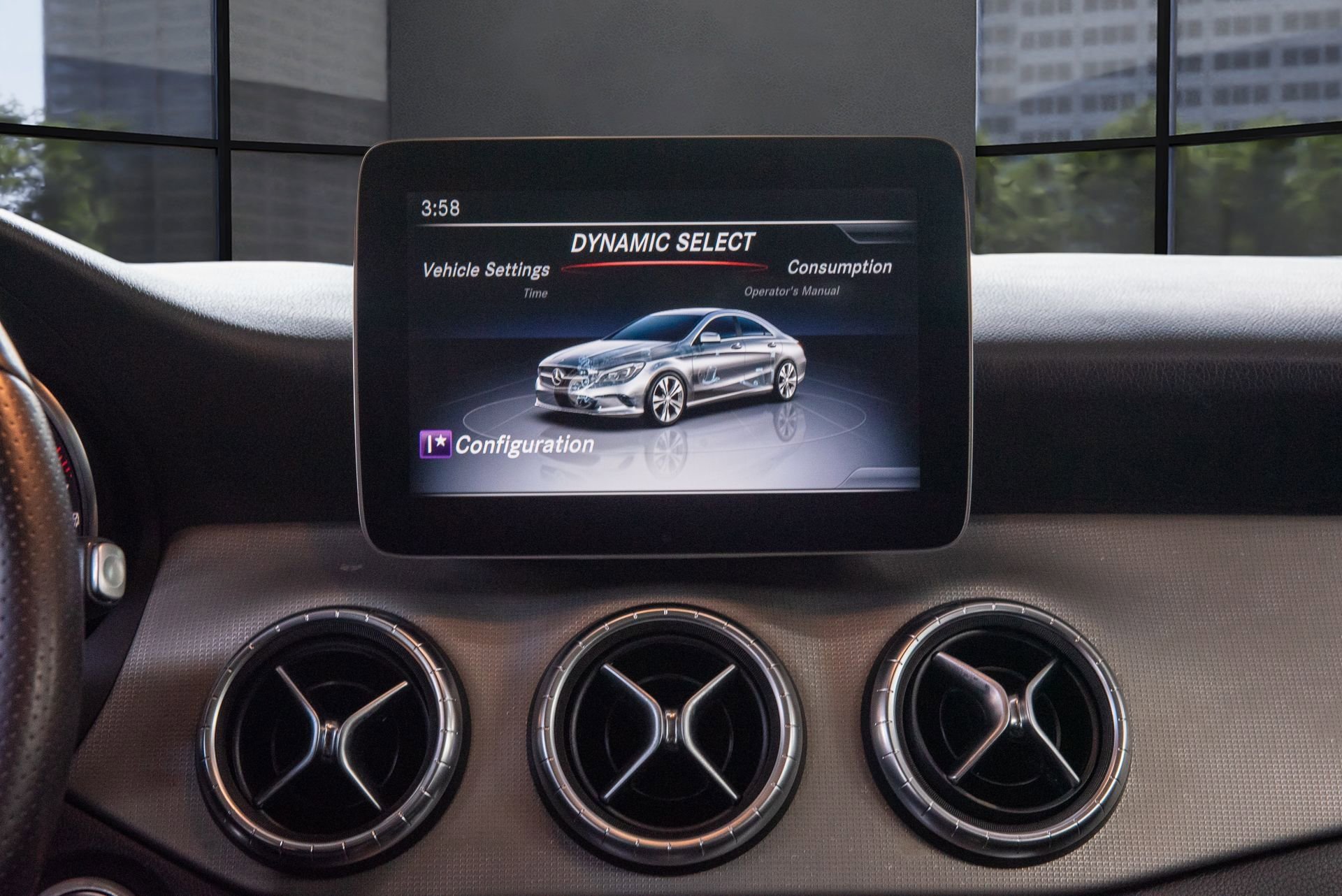 Used 2018 Mercedes-Benz CLA 250 4MATIC image 20