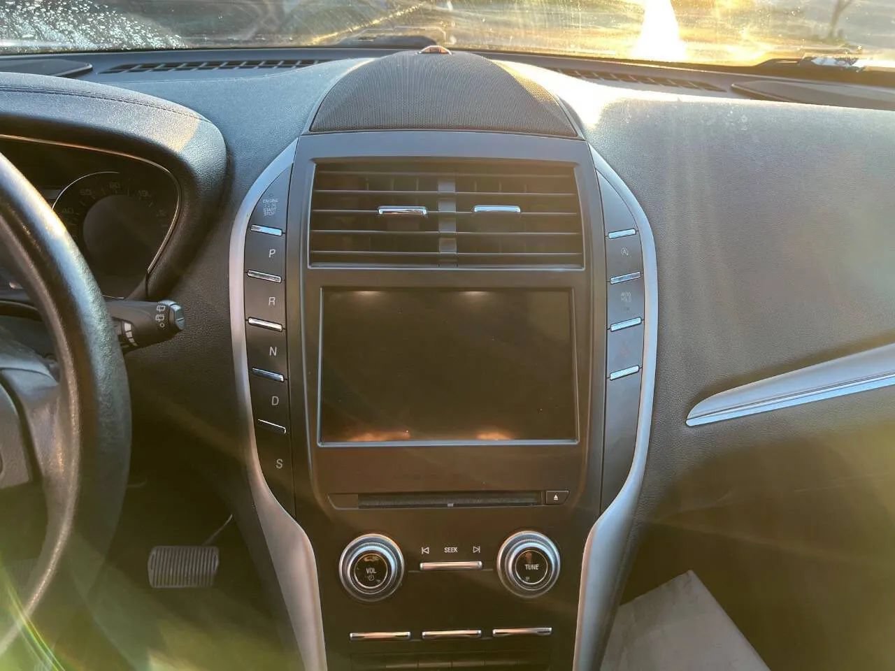 Used 2017 Lincoln MKC Premiere FWD image 21
