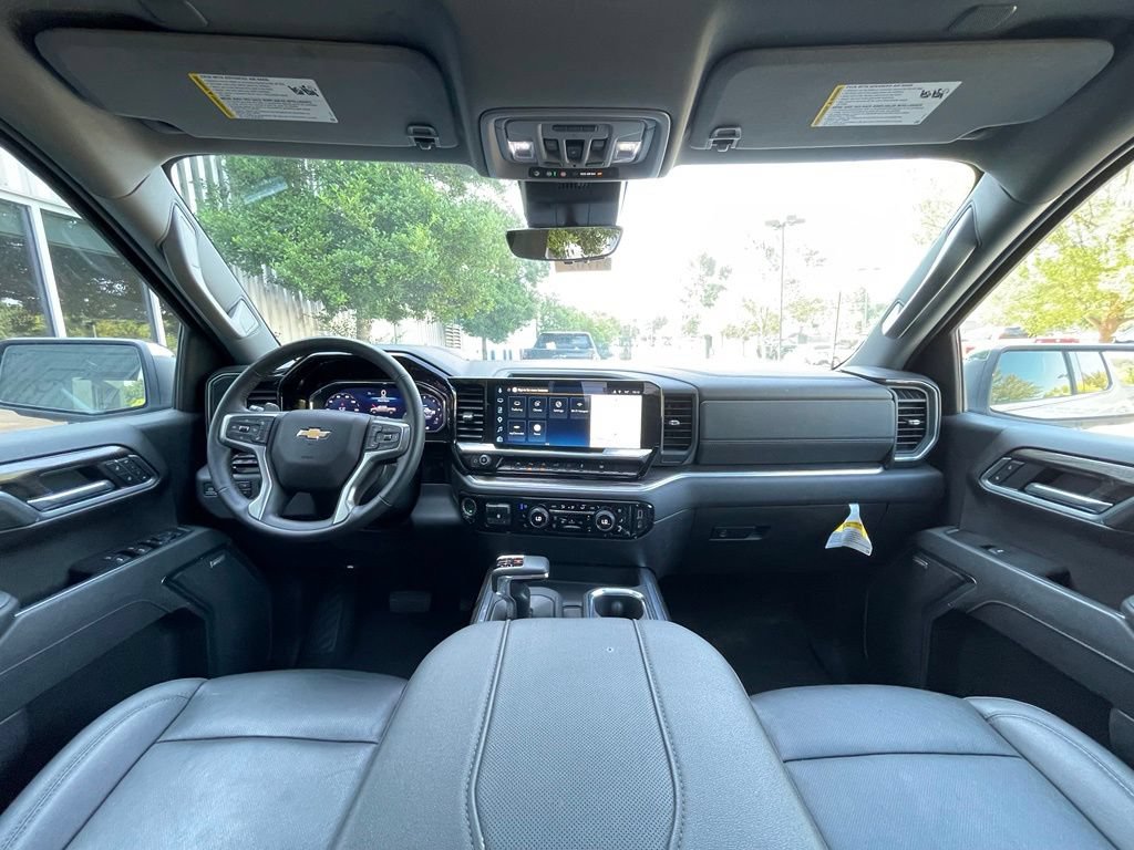 New 2026 Chevrolet Silverado 1500 LTZ w/ LTZ Premium Package AWD/4WD image 30