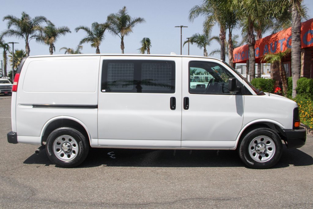 Used 2012 Chevrolet Express 1500 image 12