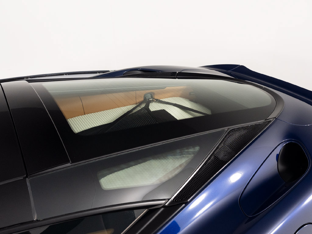 Used 2020 McLaren GT RWD image 40