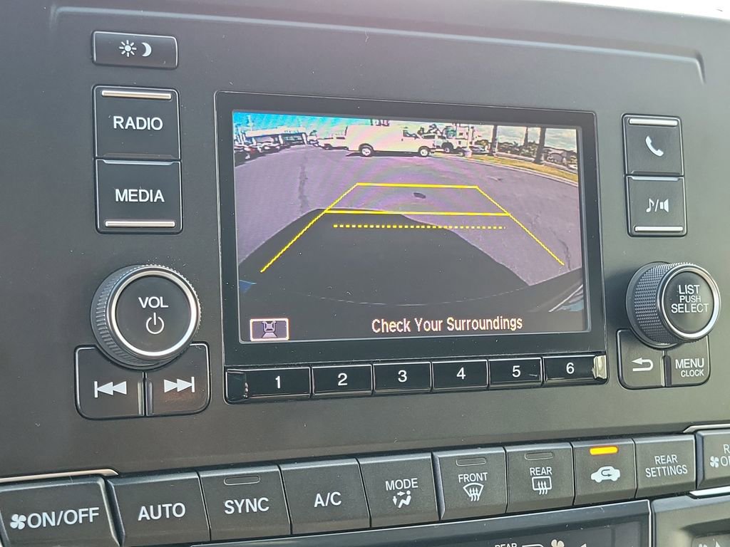 Used 2019 Honda Odyssey LX image 9