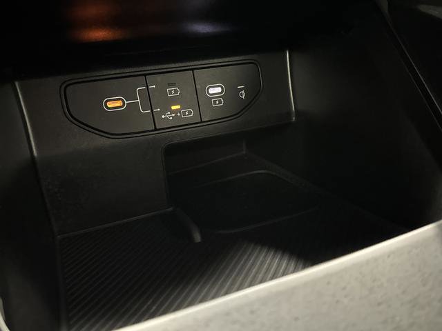 Used 2025 Kia Sorento EX image 24