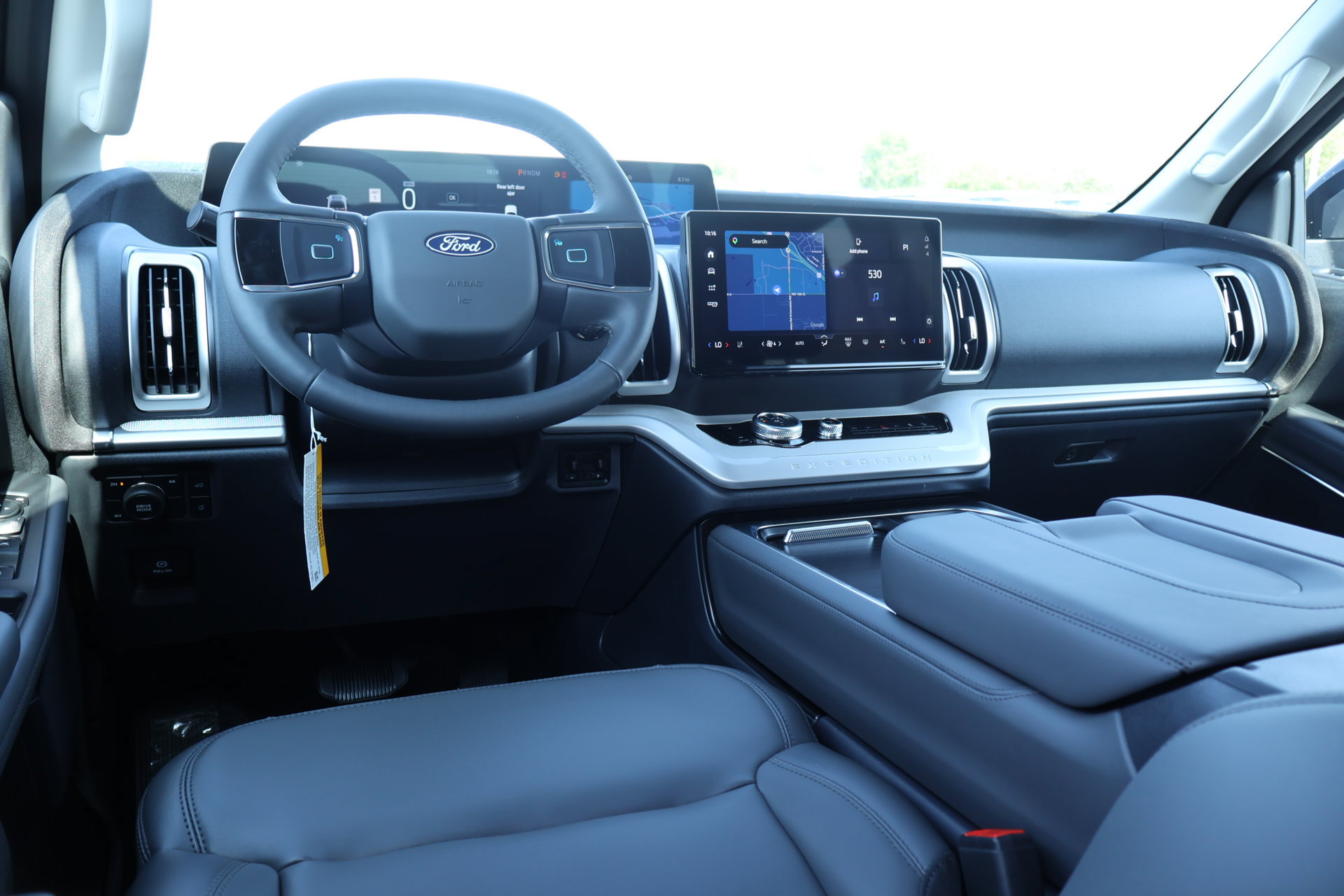 New 2027 Ford Expedition Active AWD/4WD image 2