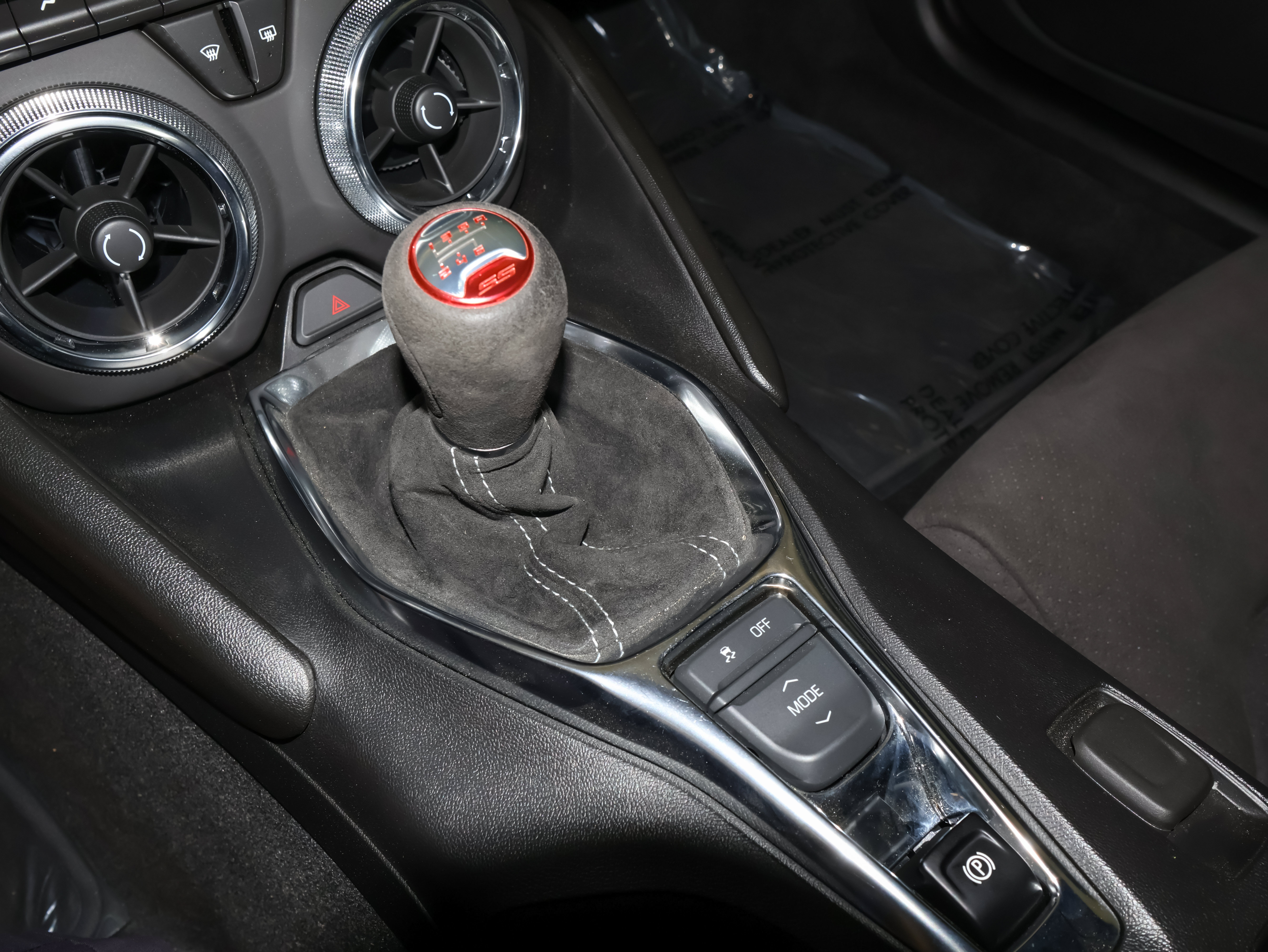 Used 2019 Chevrolet Camaro SS RWD image 32