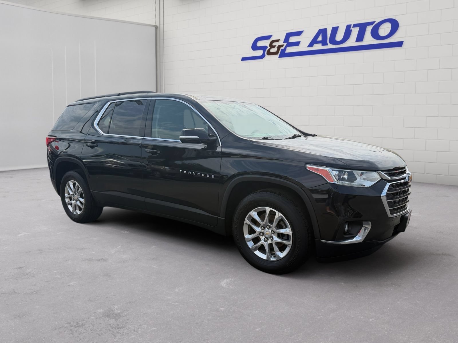 Used 2019 Chevrolet Traverse LT AWD/4WD image 6