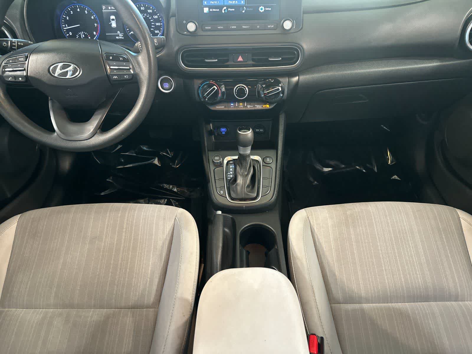Used 2023 Hyundai Kona SEL AWD/4WD image 4