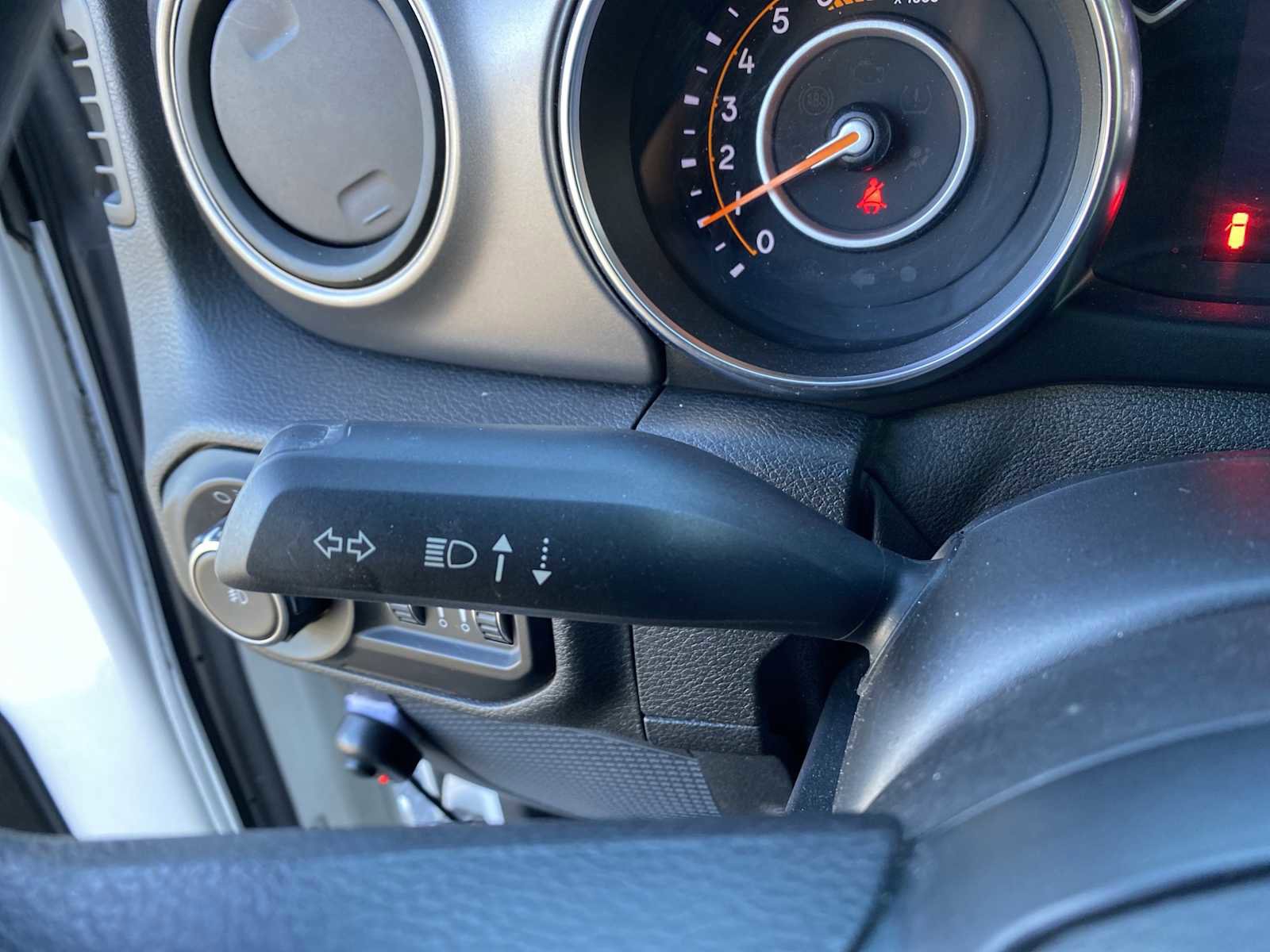 Used 2021 Jeep Wrangler Sport image 19