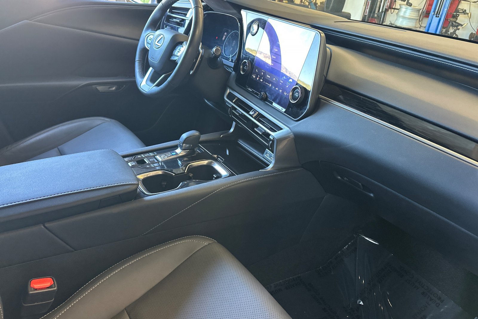 Used 2024 Lexus RX 350 AWD w/ Technology Package image 33