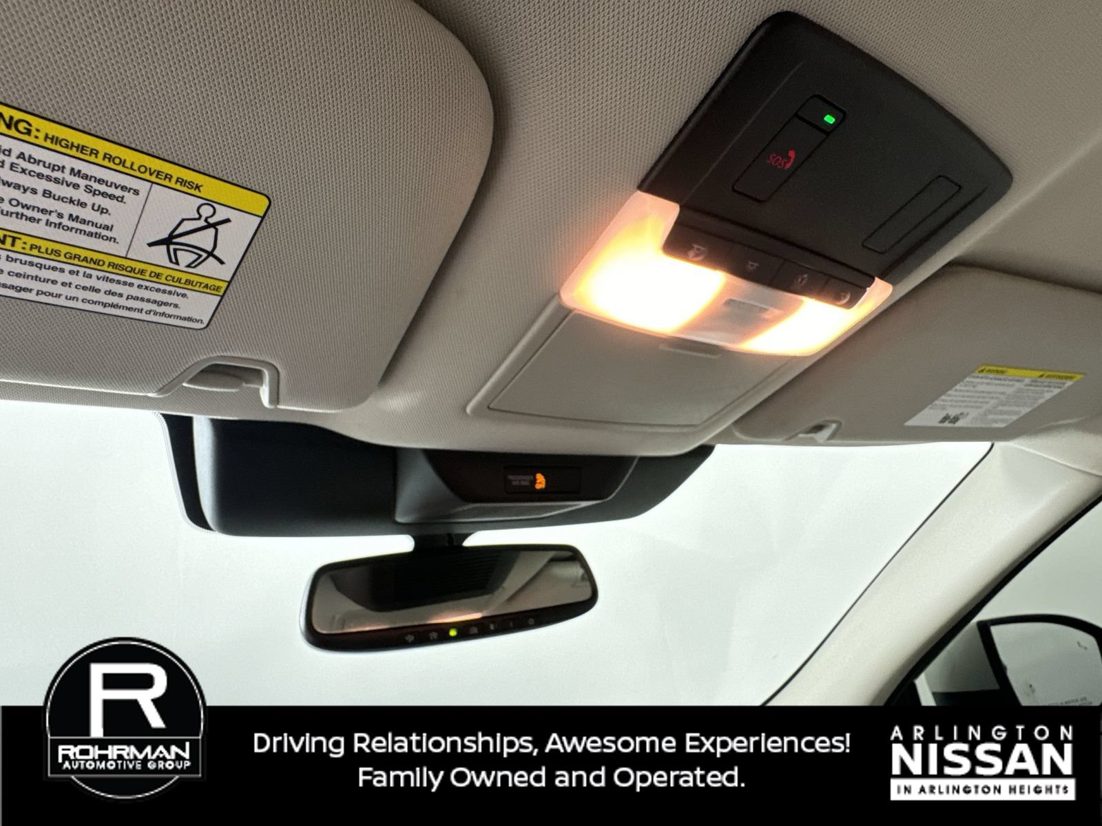 Used 2022 Nissan Pathfinder SL AWD/4WD image 12
