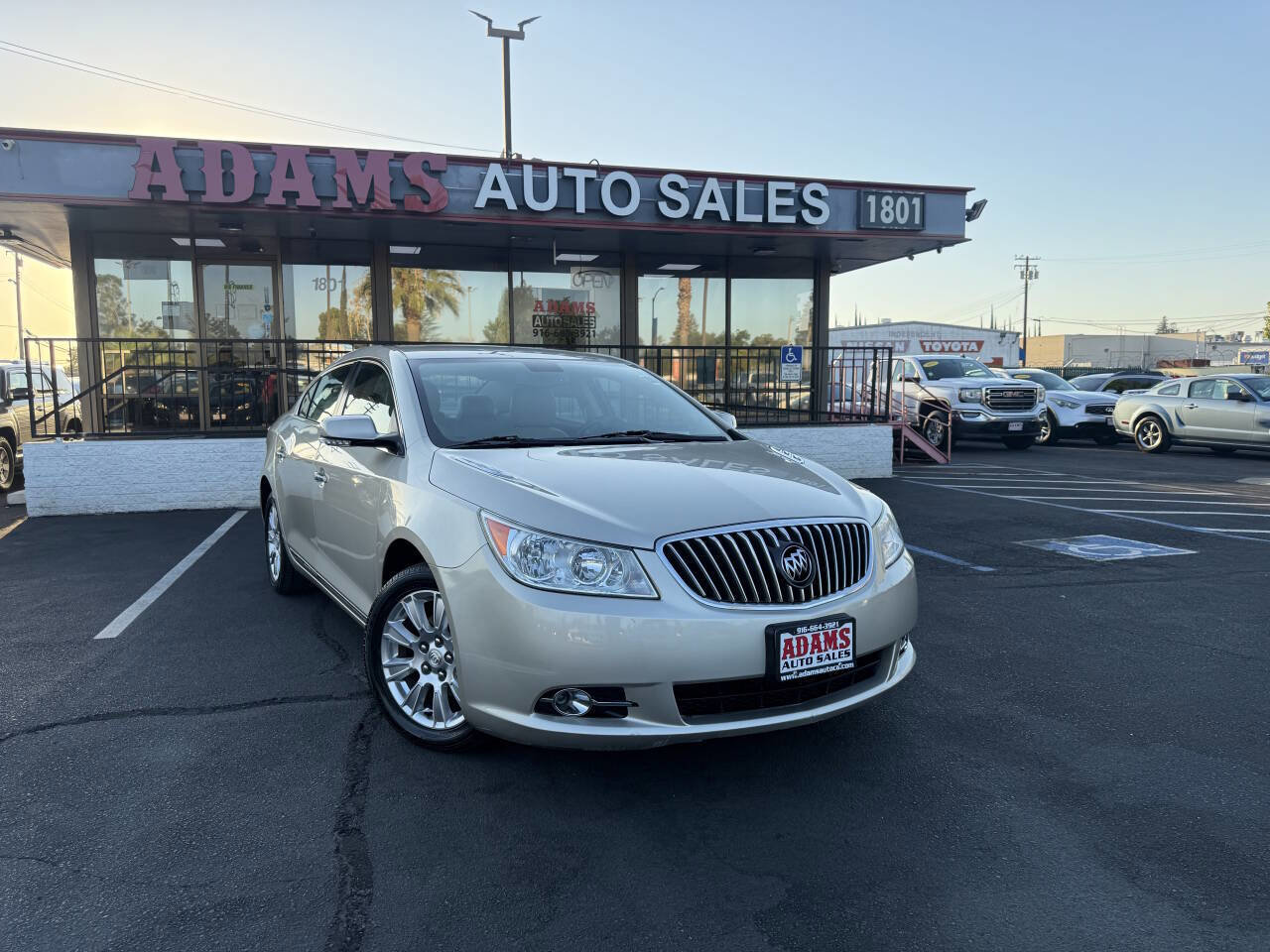 Used 2013 Buick LaCrosse Leather w/ Entertainment Package