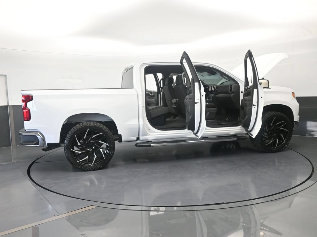 Used 2026 Chevrolet Silverado 1500 LT AWD/4WD image 74