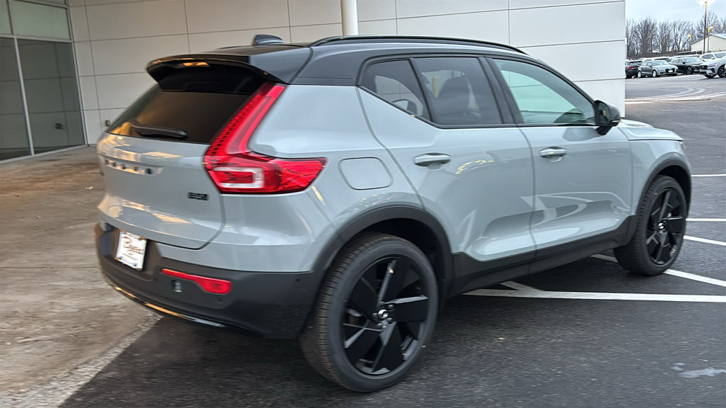 New 2026 Volvo XC40 B5 Ultra w/ Climate Package AWD/4WD image 30