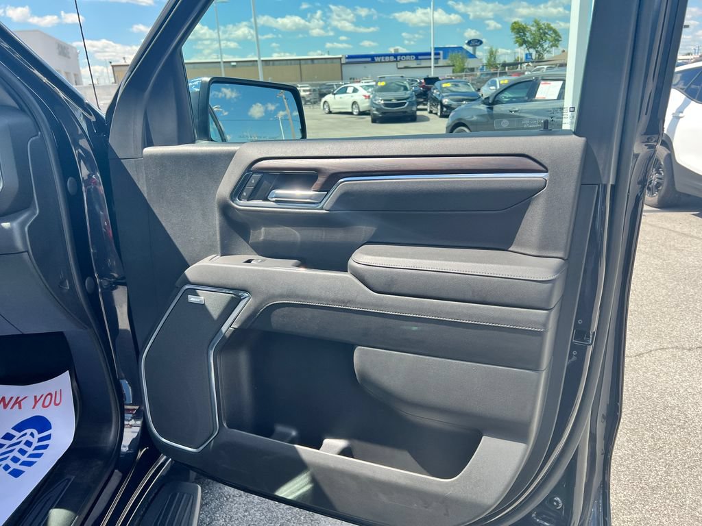 Used 2022 GMC Sierra 1500 SLT w/ SLT Premium Plus Package AWD/4WD image 48