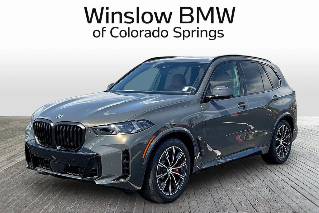 New 2026 BMW X5 xDrive50e w/ M Sport Package AWD/4WD image 3