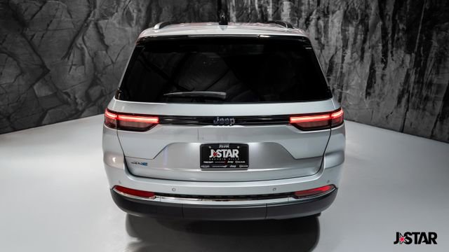 Used 2024 Jeep Grand Cherokee Limited 4xe image 19