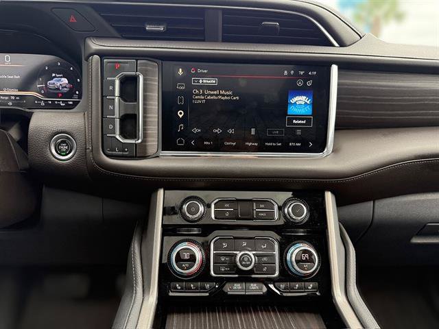 Used 2023 GMC Yukon XL Denali w/ Denali Reserve Package RWD image 16