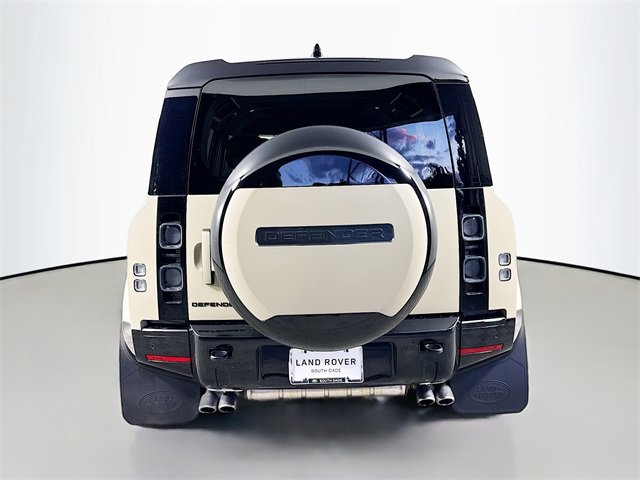 Certified 2025 Land Rover Defender 110 V8 image 6