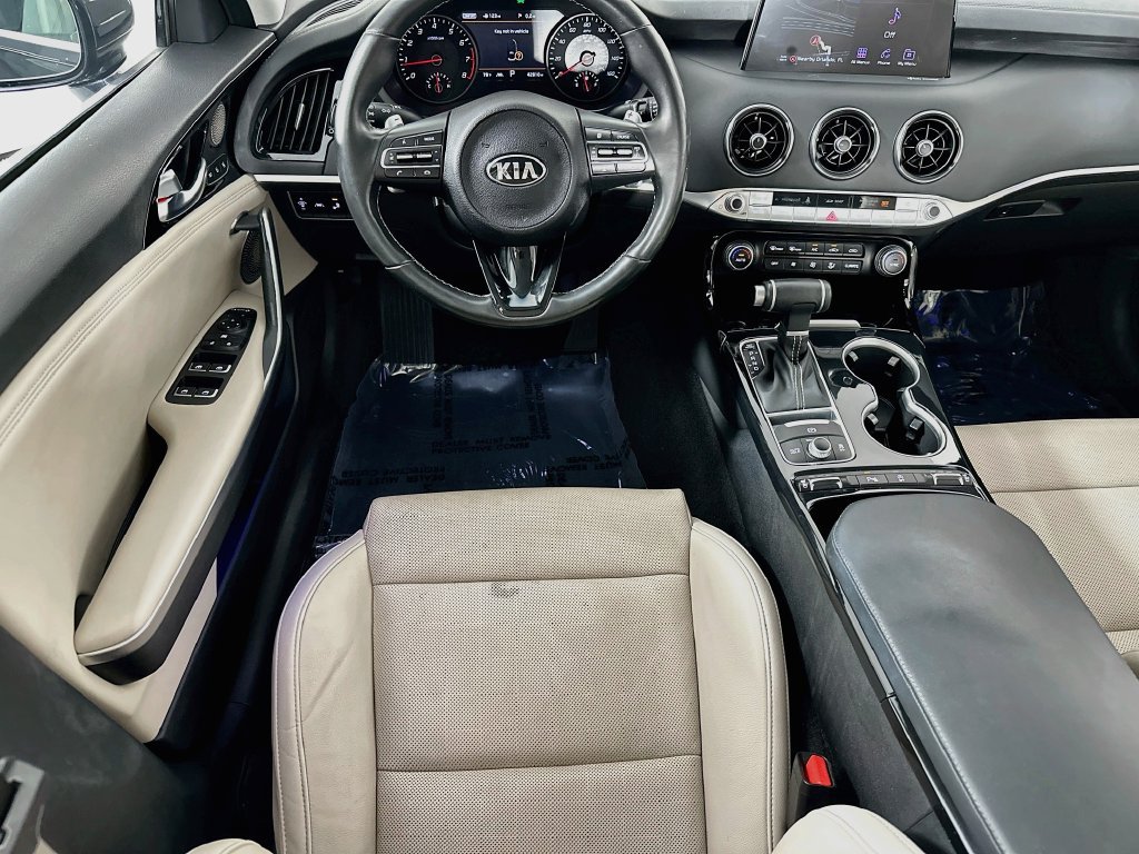Used 2019 Kia Stinger Premium RWD image 25