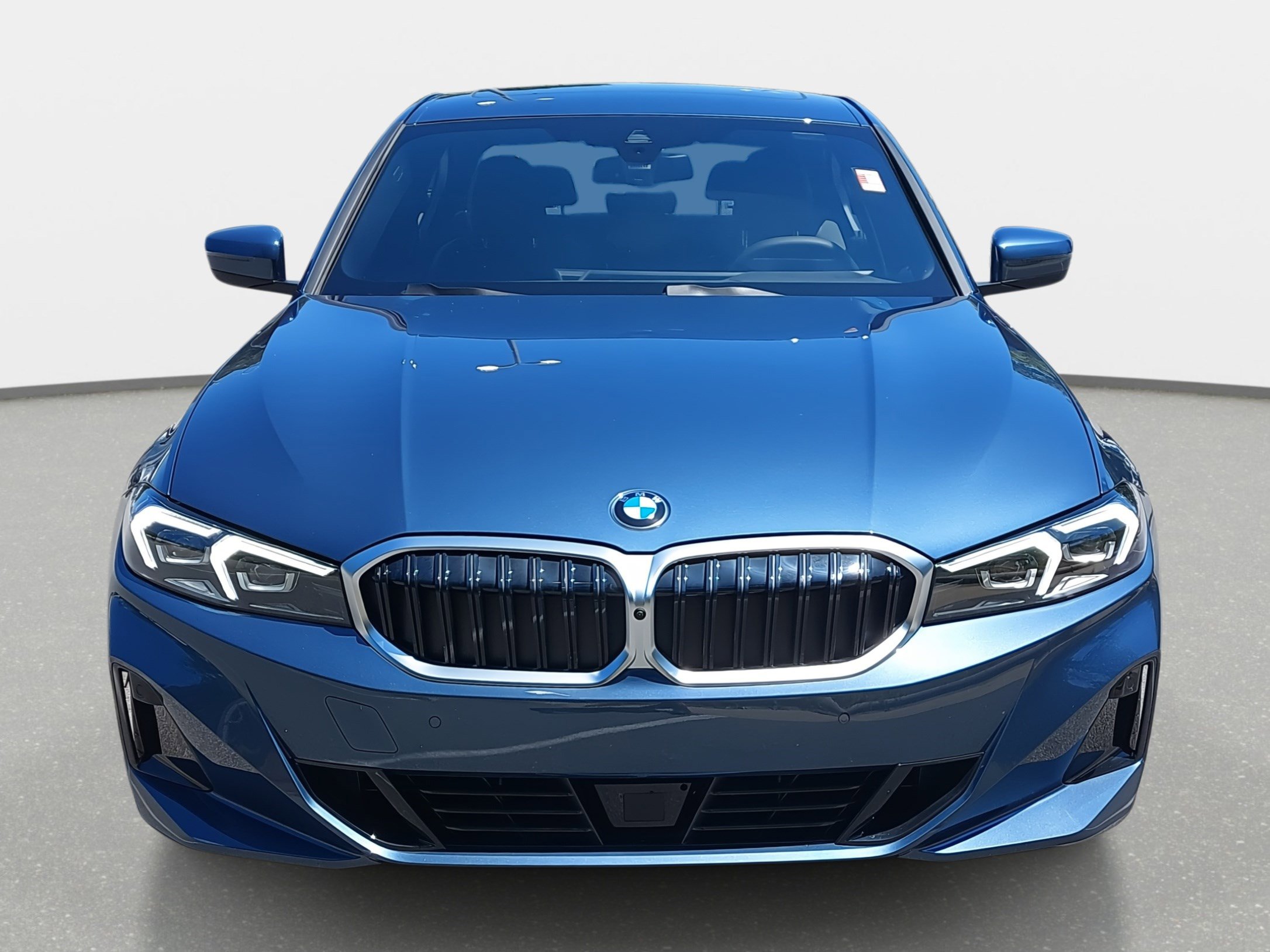 New 2025 BMW 330i Sedan w/ Premium Package image 2