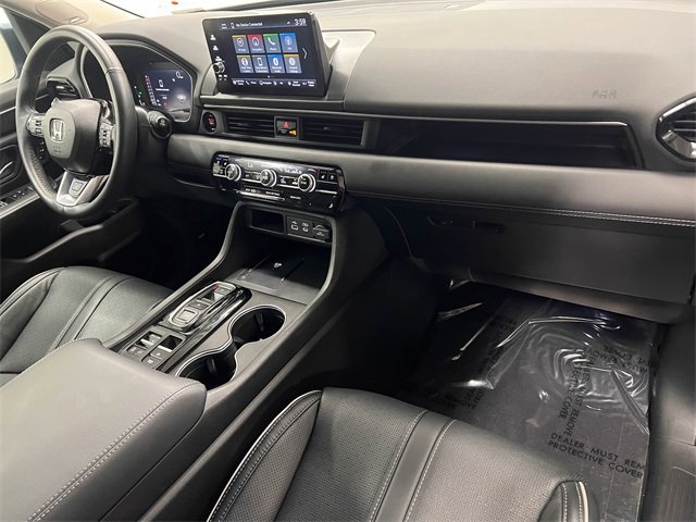 Used 2023 Honda Pilot Elite image 12