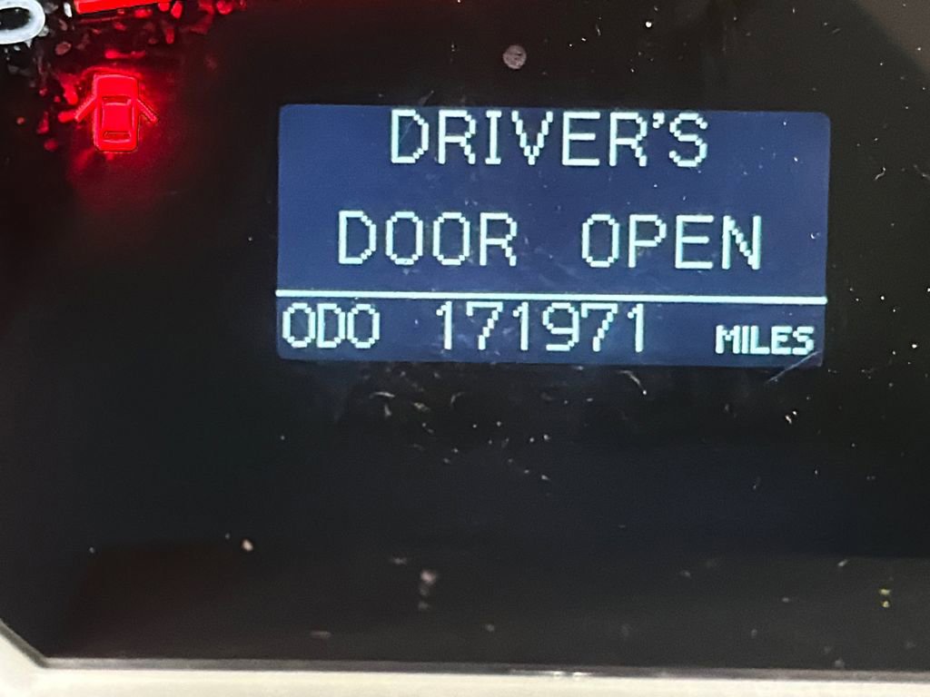 Used 2017 Toyota Sequoia Platinum image 31