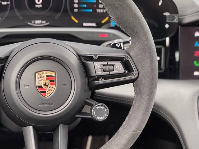 New 2024 Porsche Taycan GTS image 21