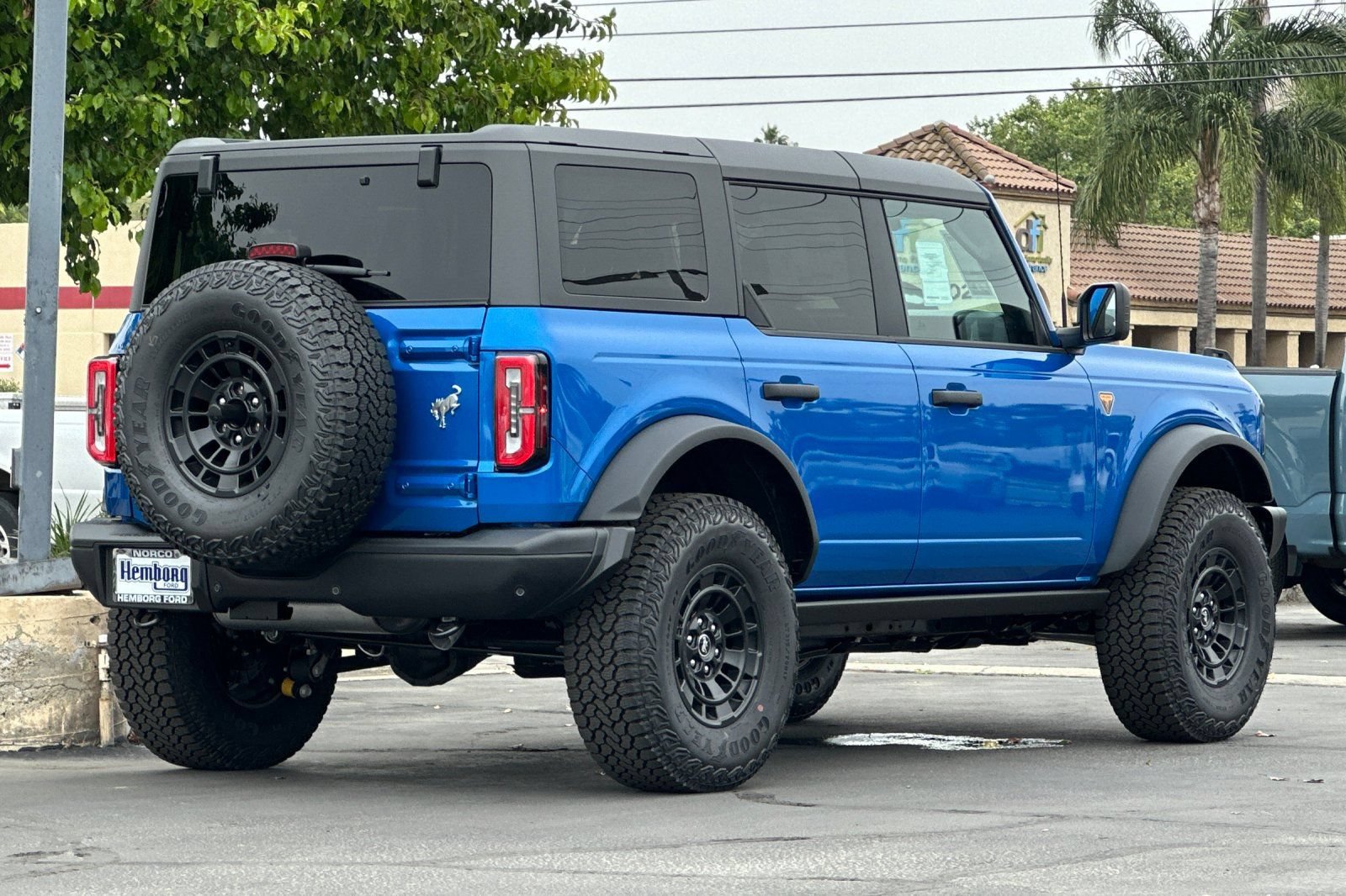 New 2026 Ford Bronco Badlands AWD/4WD image 4