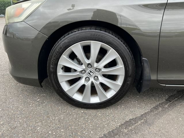 Used 2013 Honda Accord LX image 29